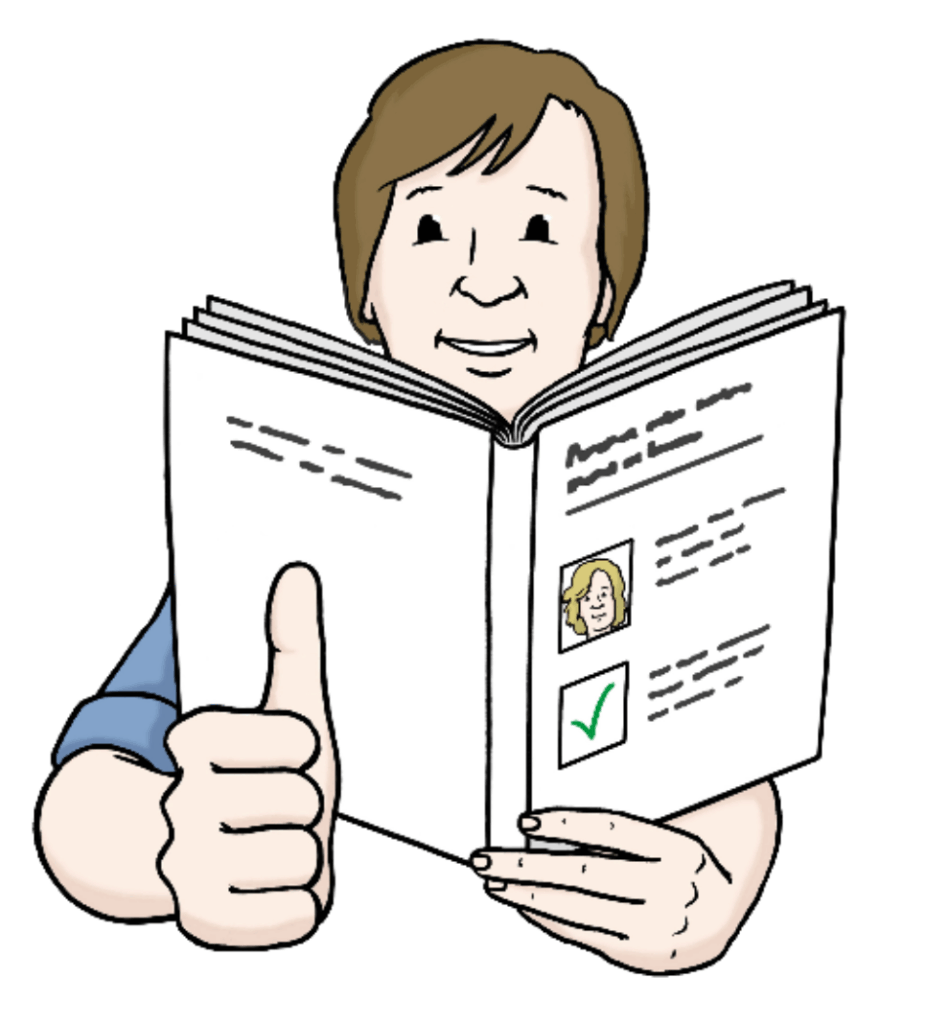 Ein Mann hält ein aufgeschlagenes Buch und zeigt einen Daumen nach oben.